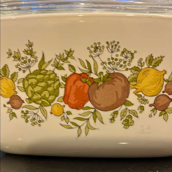 "Spice of Life" - Petite Pan & Glass Lid by Corning (P-43-B) - Picture 2 of 10